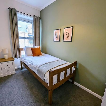 Spacious And Homey 4 Bedroom House Bishop Auckland Eksteriør bilde