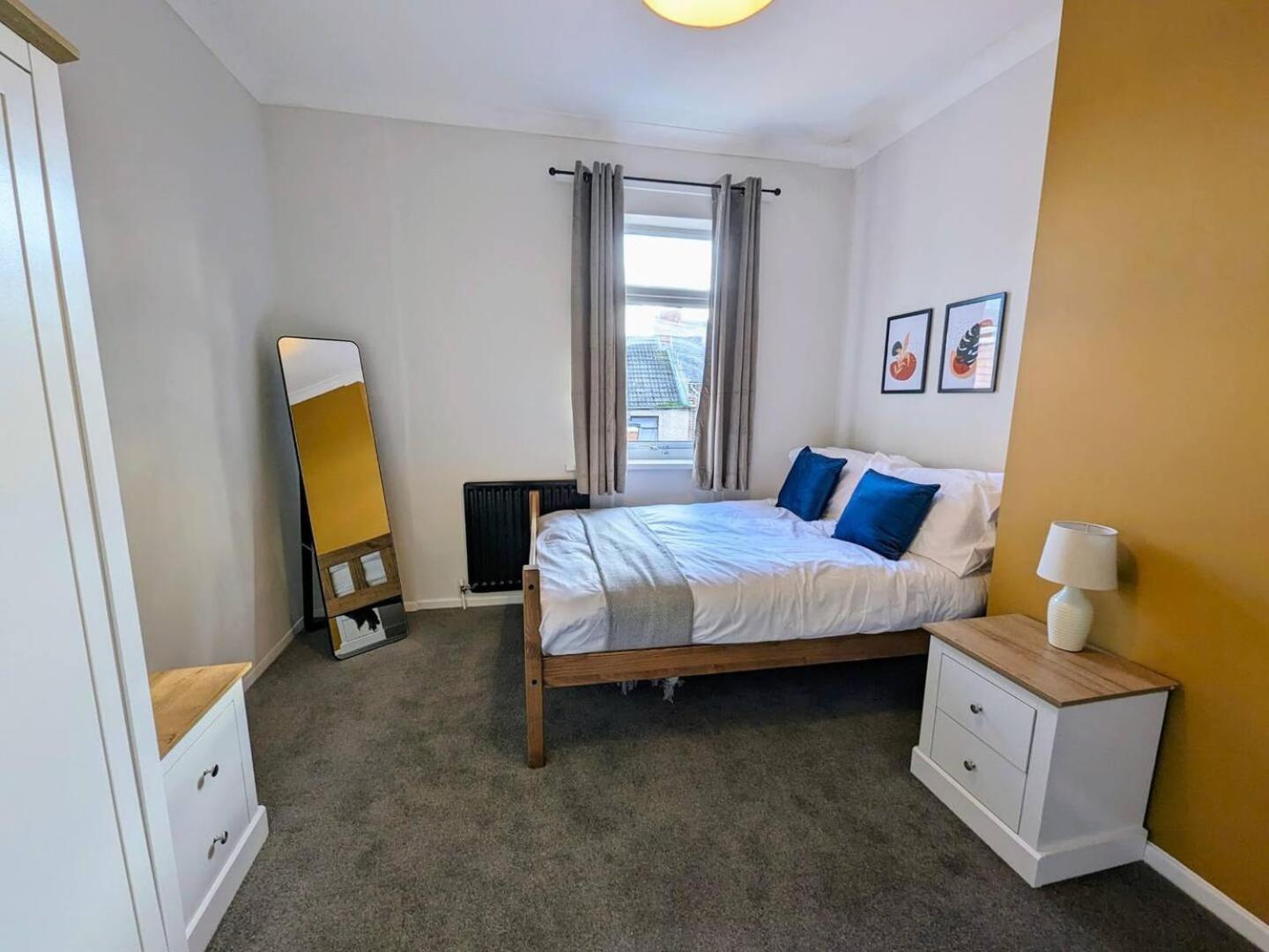 Spacious And Homey 4 Bedroom House Bishop Auckland Eksteriør bilde